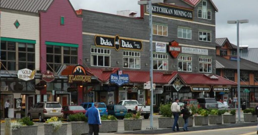 Dinning and shopping in Ketchikan