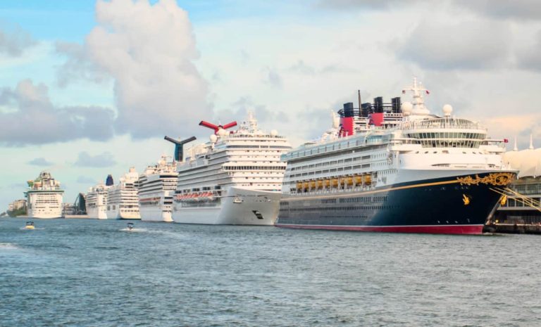 Planning a Cruise Party? Don’t Forget These Details