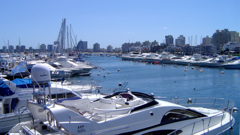 Navigating Vancouver’s Yacht Market: Why Experience Matters